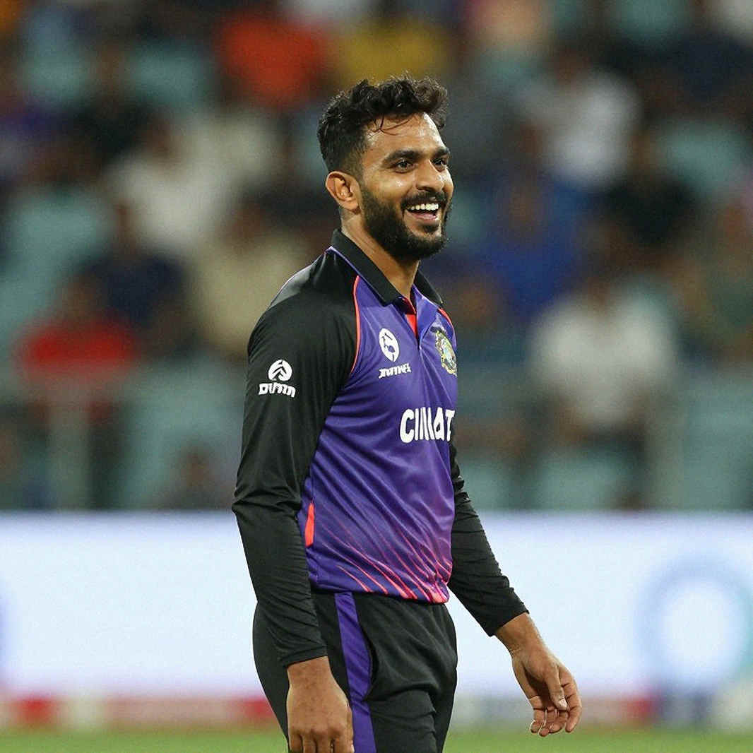 ফ্যান টোকেন থেকে স্মার্ট কন্ট্রাক্ট: ক্রিকেটের অকশন বাজারে ব্লকচেইনের আসল দাম কত?