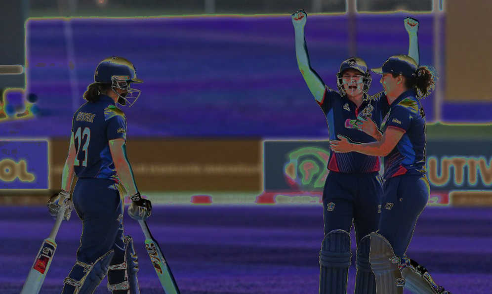 বোল্যান্ডের পক্ষে শীতকালীন আবহাওয়া, লিয়ন বাদ পড়ার গভীর সংকট — পোর্ট এলিজাবেথ টেস্টের আগে অস্ট্রেলিয়ার নির্বাচনী দোলাচল