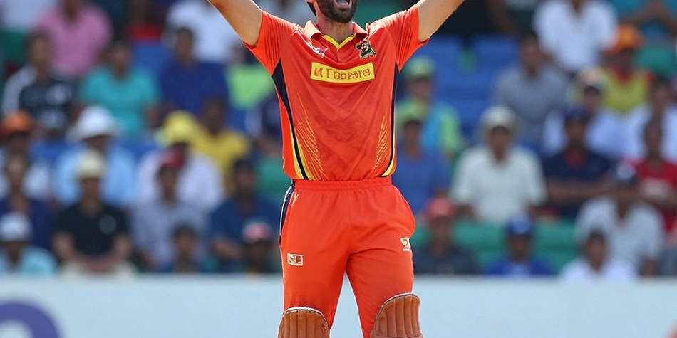 আম্পায়ার্স কলের জ্যামিতি: ক্রিকেটের রিভিউ সিস্টেম সত্য খোঁজে না, কর্তৃত্ব রক্ষা করে