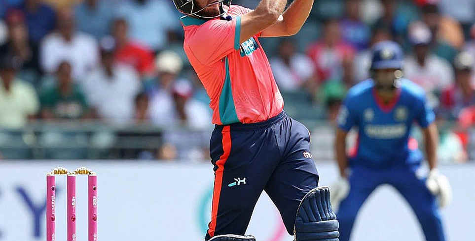 ৭–১৫ ওভার: নিয়মিত মৌসুমের নীরব যুদ্ধক্ষেত্র